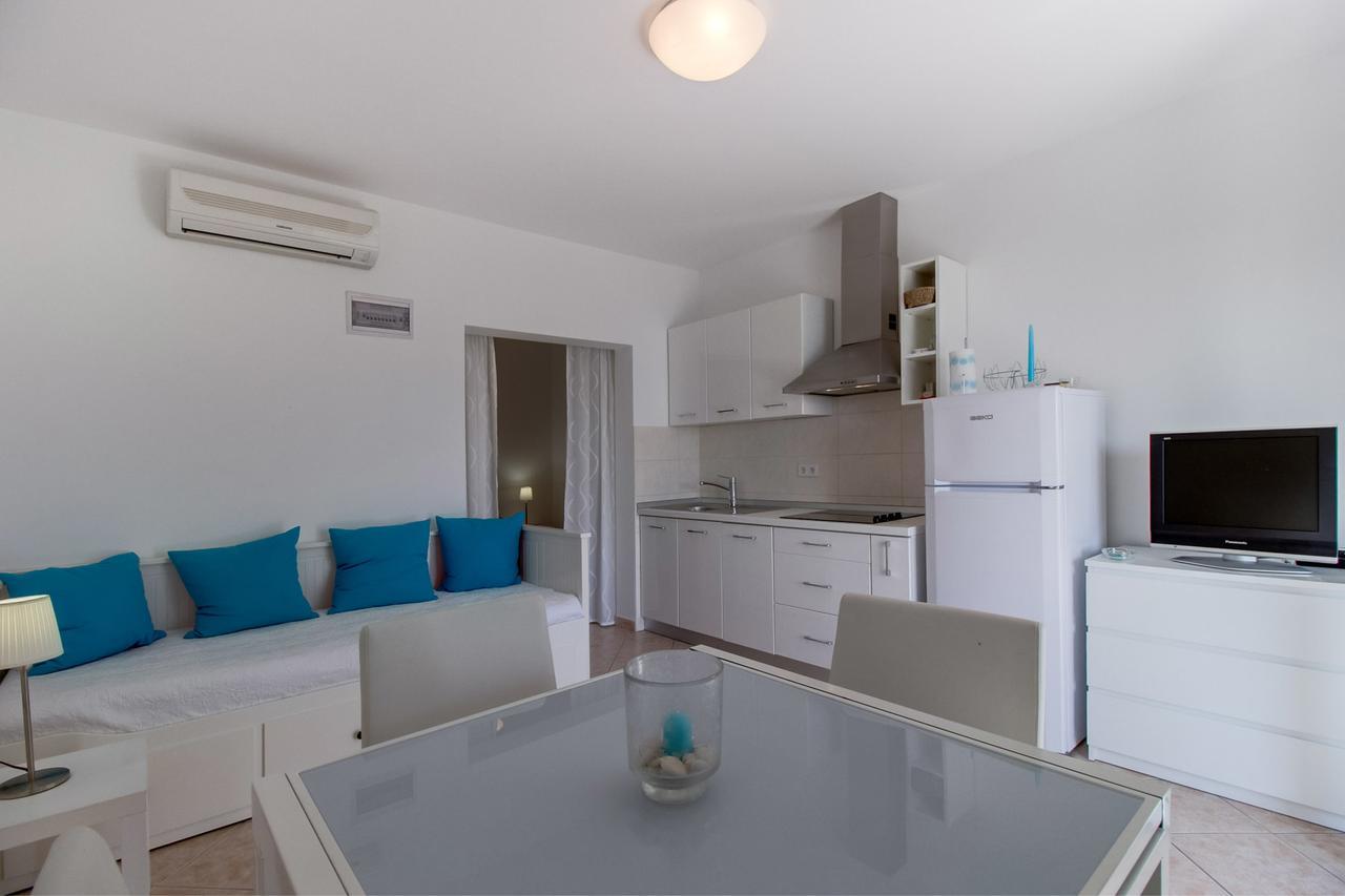 Apartments Del Sole Nerezine Quarto foto